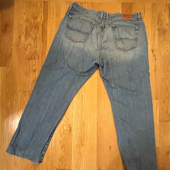Men’s Vintage Lucky Brand Denim Jeans. 38” waist 31” inseam. Made in USA - Picture 7 of 9